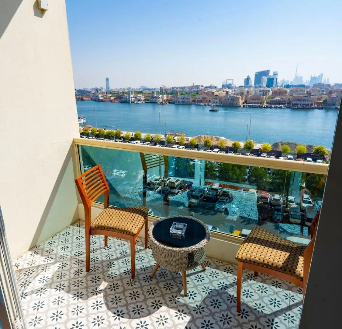 Riviera Hotel Dubai 4*,